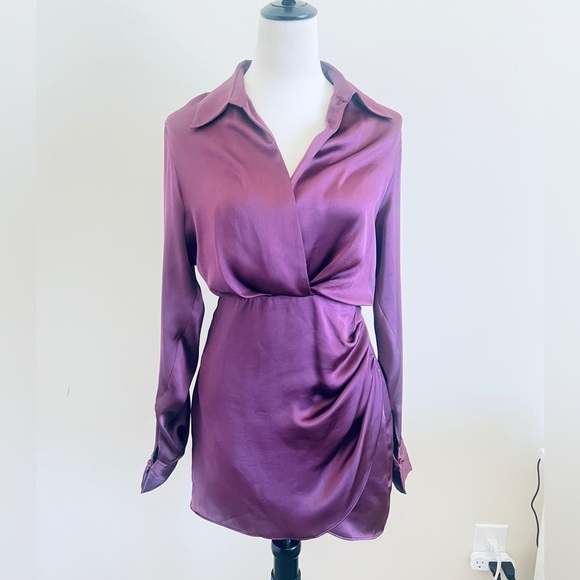 Zara Egg Plant color Ruched Bodycon Dress with Bishop Sleeves - Picture 2 of 7